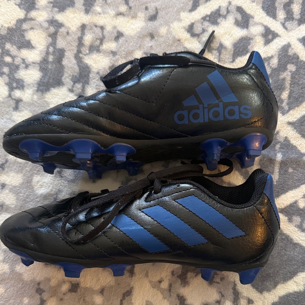 Adidas Boys Black and Blue Athletic Cleats